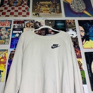 Nike pullover